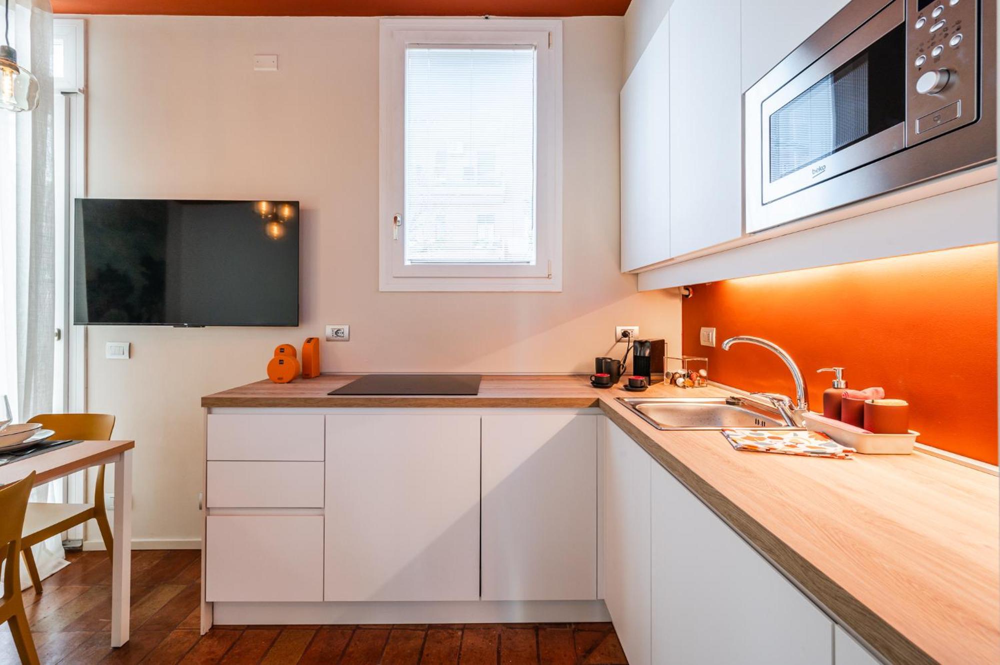 Urban Cottage Free Parking - Private Garden بولونيا المظهر الخارجي الصورة