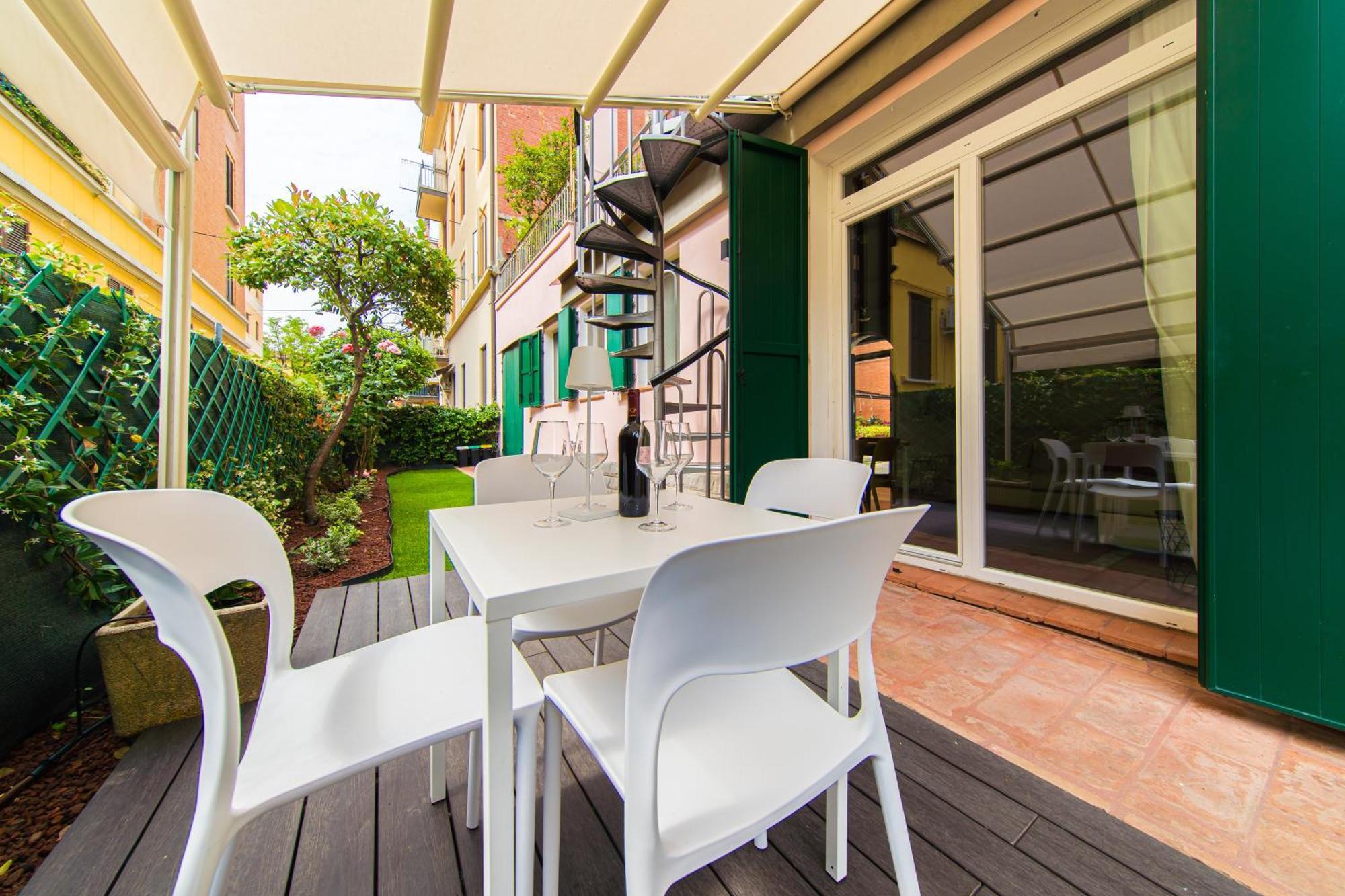 Urban Cottage Free Parking - Private Garden بولونيا المظهر الخارجي الصورة